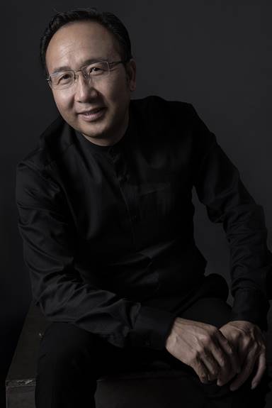 说明: 段辉 教授 伟德victor1946